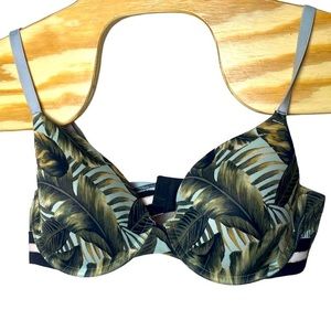 VICTORIA'S SECRET PINK Wear Everywhere‎ T-shirt Lightly Lined 34D Tropical Leaf